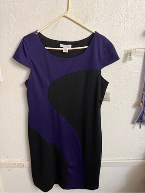 Liz Claiborne  Purple & Black Cap Sleeve Sheath Dress